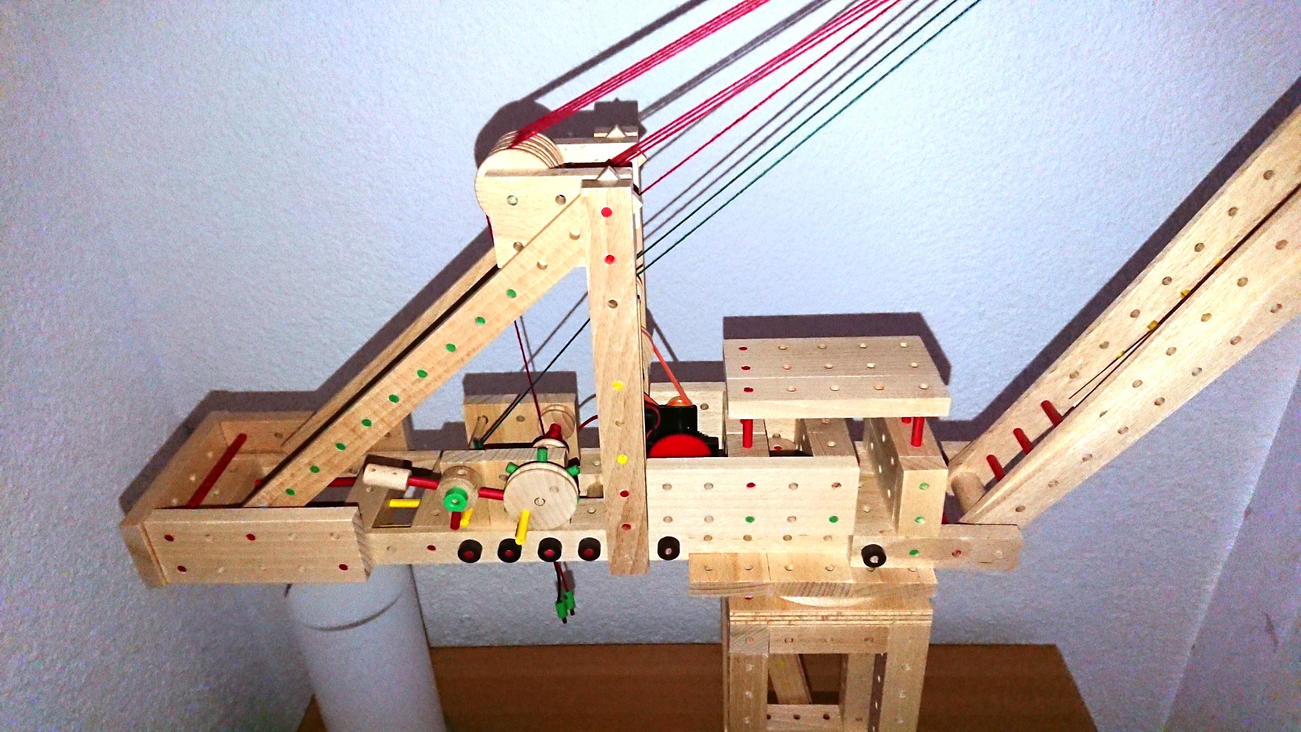 mit eingebautem Korbuly E-Motor 4.5 V