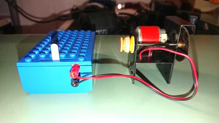Lego-Batteriebox mit Polwender für Korbuly E-Motor 4.5 V. (k)  (1).jpg
