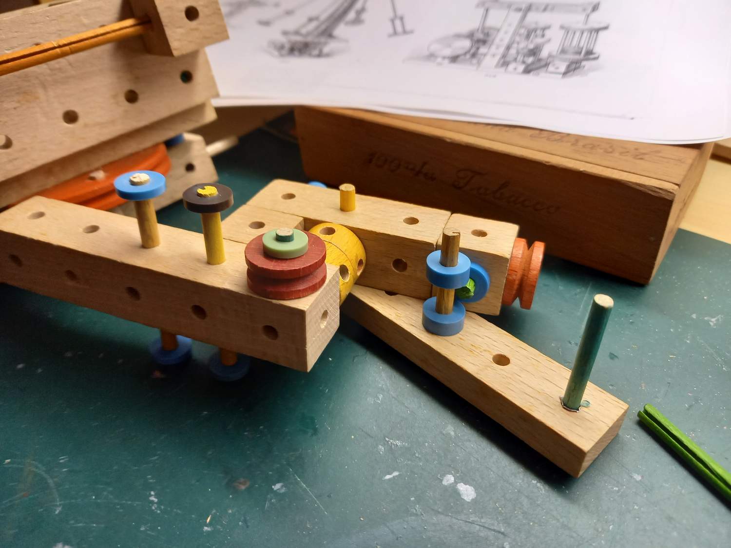 Matador 2 30s Vorlage 246 Dreirad-Auto d.jpg