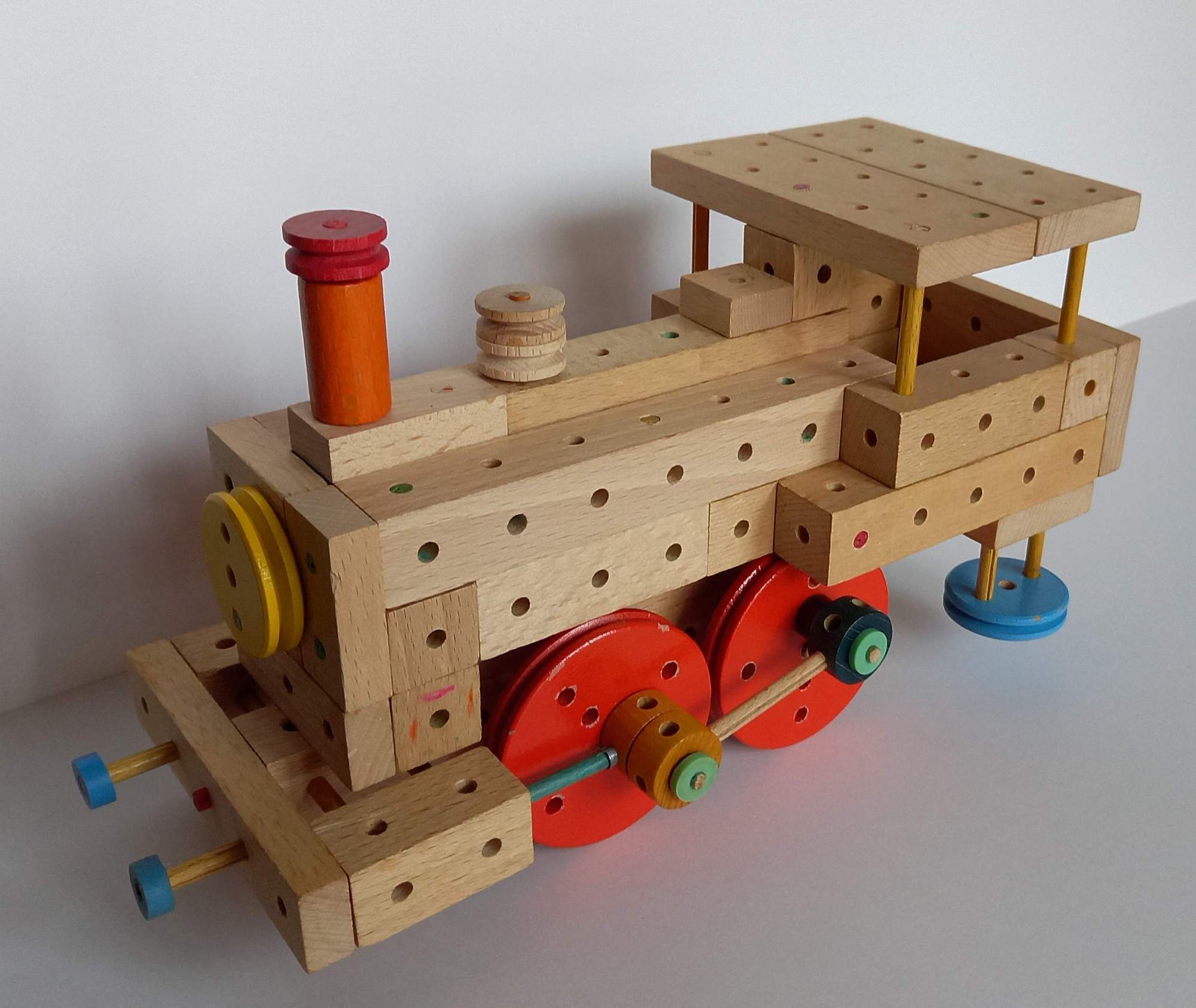 Matador 3 28 Vorlage 301 Lokomotive c.jpg