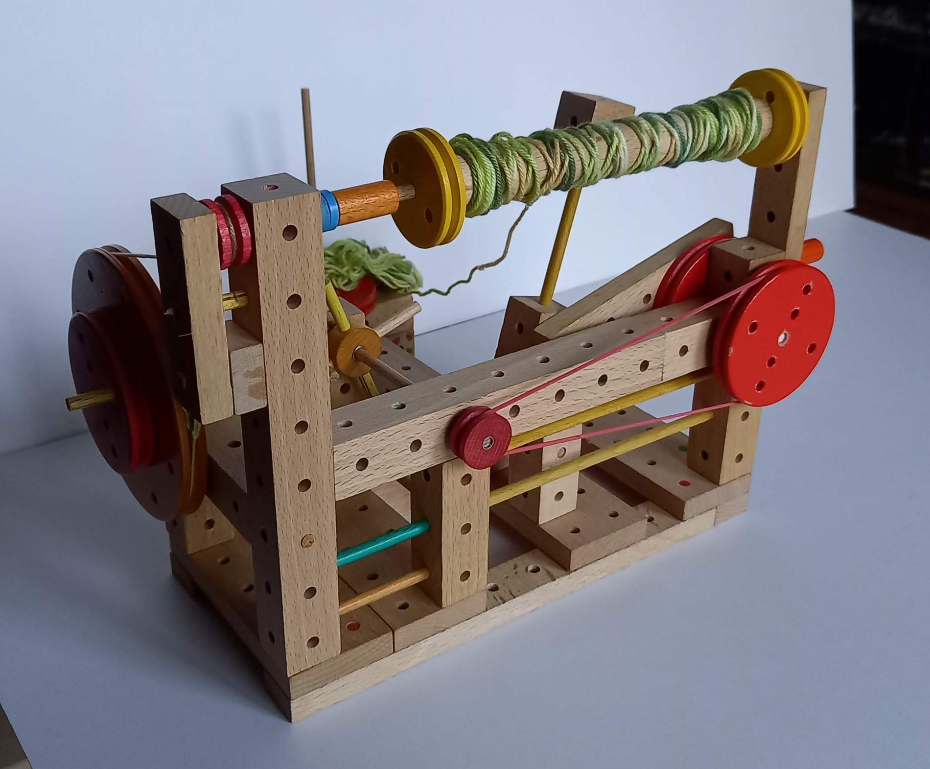 Matador 3 28 Vorlage 307 Garnwickelmaschine e.jpg