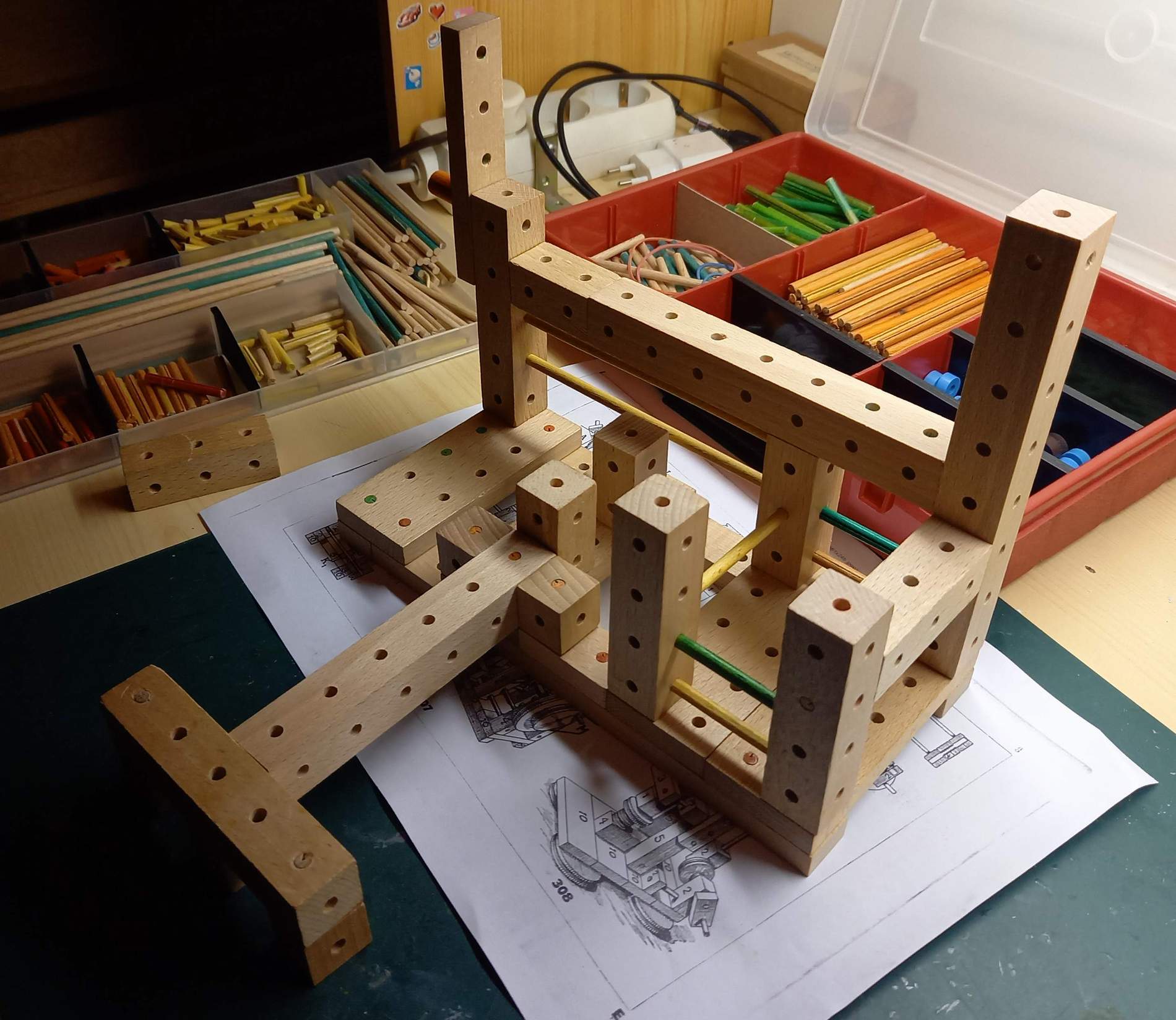 Matador 3 28 Vorlage 307 Garnwickelmaschine a.jpg