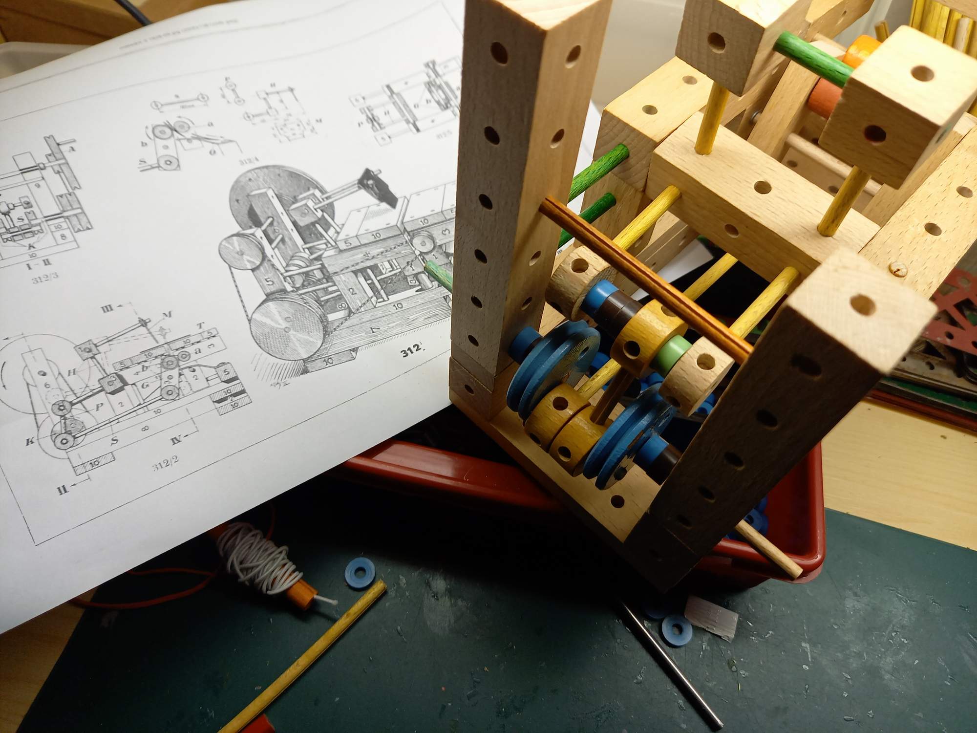 Matador 3 28 Vorlage 312 Papier-Flazmaschine d.jpg