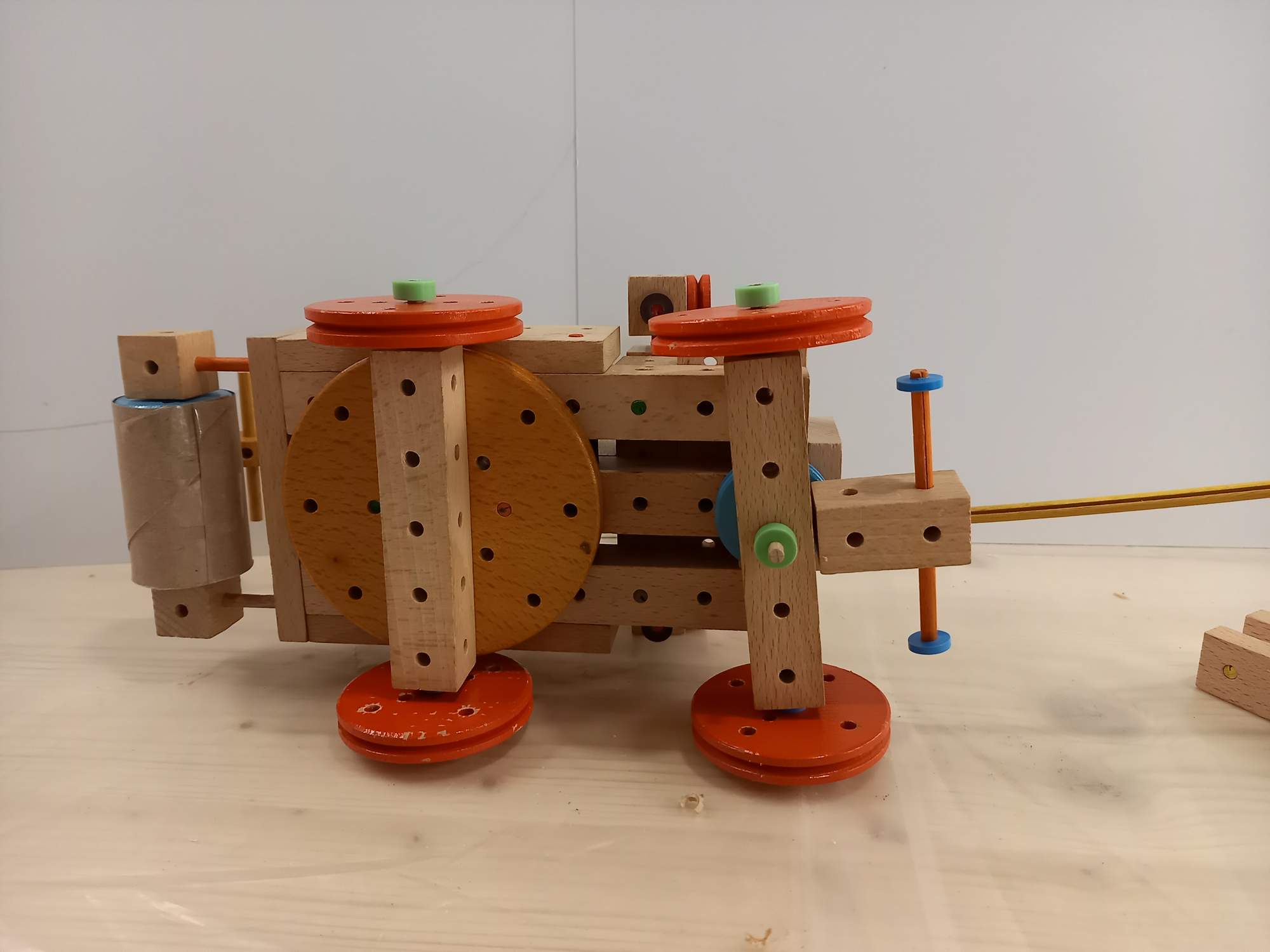 Matador 3 28 Vorlage 334 Feuerwehrwagenl c.jpg