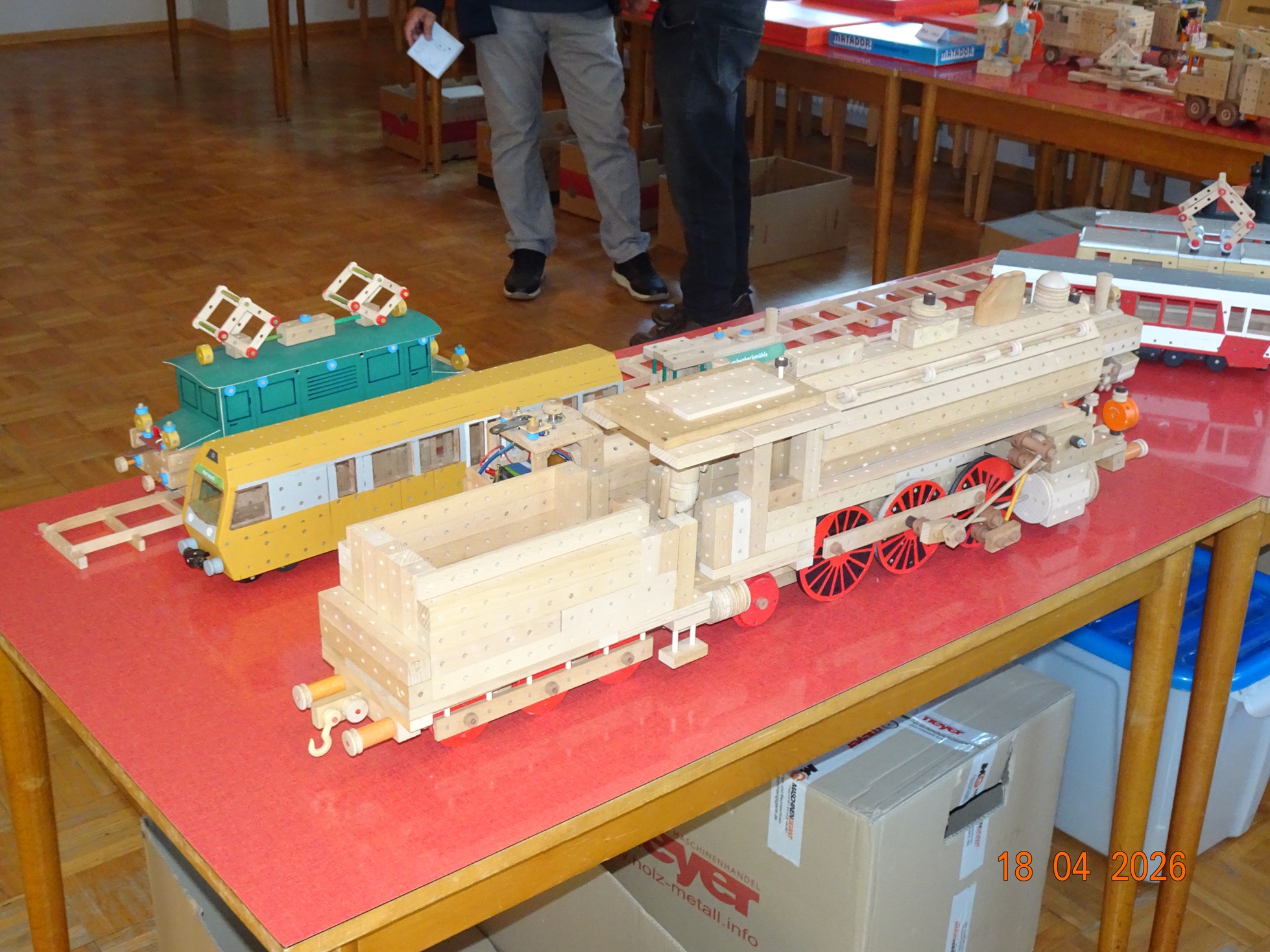 die große Dampf-Lok